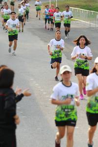 BIB: 
                            <button type="button" onclick="openModal(3533561)" class="btn btn-primary btn-sm float-right btn-popup" data-toggle="modal" data-target=".modal-high-quality">
                        <i class="fas fa-shopping-cart"></i> Add to Cart
                    </button>
                                            <button type="button" onclick="isThisMe(3533561, true)" class="btn btn-success btn-sm float-right btn-popup btn-isme hidden" data-toggle="tooltip" data-placement="bottom" title="นี่คือรูปของคุณใช่ไหม คลิกที่นี่เพื่อเอาเข้าอัลบั้ม">
                        <i class="fas fa-plus"></i> Add to album
                    </button>
                    <button type="button" onclick="isThisMe(3533561, false)" class="btn btn-warning btn-sm float-right btn-popup btn-isnotme hidden">
                        <i class="fas fa-ban"></i> Remove from album
                    </button>